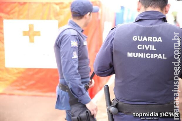Homem é abordado e atira contra moto patrulheiro da Guarda no Nova Lima Homem é abordado e atira contra moto patrulheiro da Guarda no Nova Lima