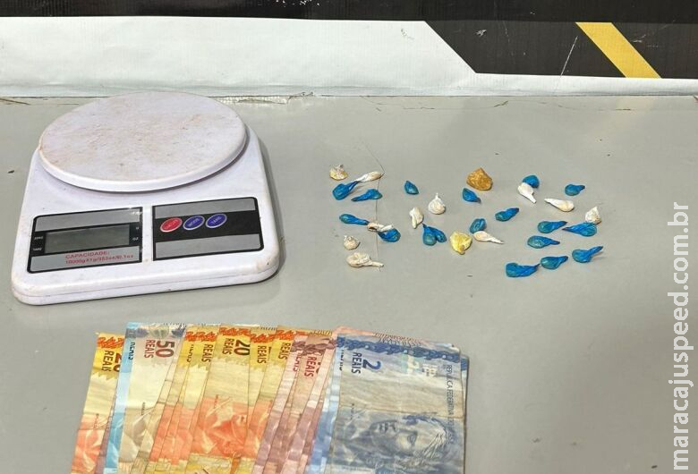 Homem é preso após polícia encontrar droga escondida em folhas de bananeira de imóvel Homem é preso após polícia encontrar droga escondida em folhas de bananeira de imóvel
