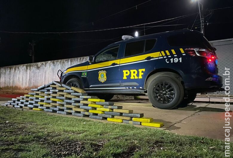 Homem é preso com cocaína em compartimento oculto de caminhão Homem é preso com cocaína em compartimento oculto de caminhão
