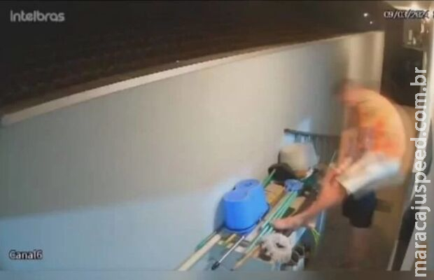 Homem leva tiro no rosto ao espiar por cima do muro de vizinho