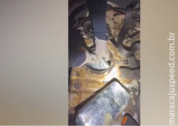 Juiz solta caarapoense e esposa que carregavam R$ 1 milhão em cocaína em tanque de carro Juiz solta caarapoense e esposa que carregavam R$ 1 milhão em cocaína em tanque de carro