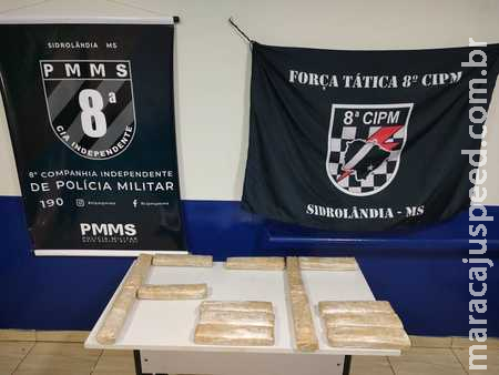 PM apreende 10 quilos de maconha em ônibus, com mulher enquanto viajava com filha pequena PM apreende 10 quilos de maconha em ônibus, com mulher enquanto viajava com filha pequena