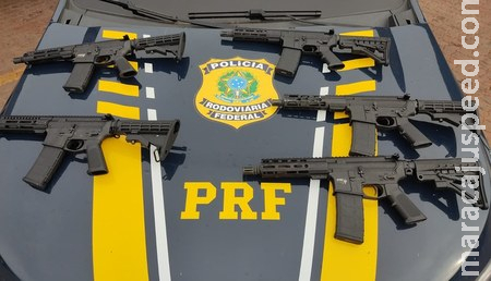 PRF apreende cinco fuzis e 46 Kg de cocaína em Campo Grande PRF apreende cinco fuzis e 46 Kg de cocaína em Campo Grande