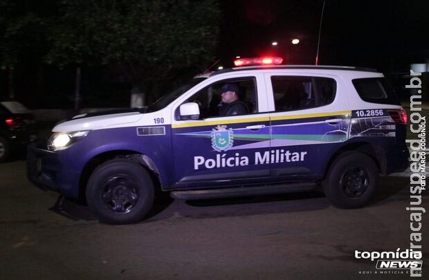 Tio de consideração tenta defender mulher de ameaças e acaba esfaqueado no Los Angeles Tio de consideração tenta defender mulher de ameaças e acaba esfaqueado no Los Angeles
