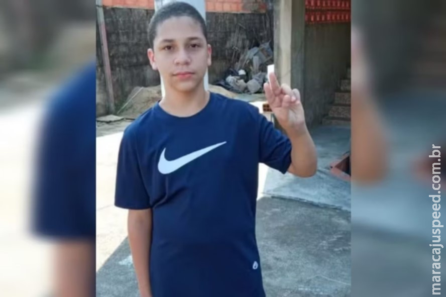 Adolescente morre depois de ser agredido por colegas em escola em São Paulo Adolescente morre depois de ser agredido por colegas em escola em São Paulo