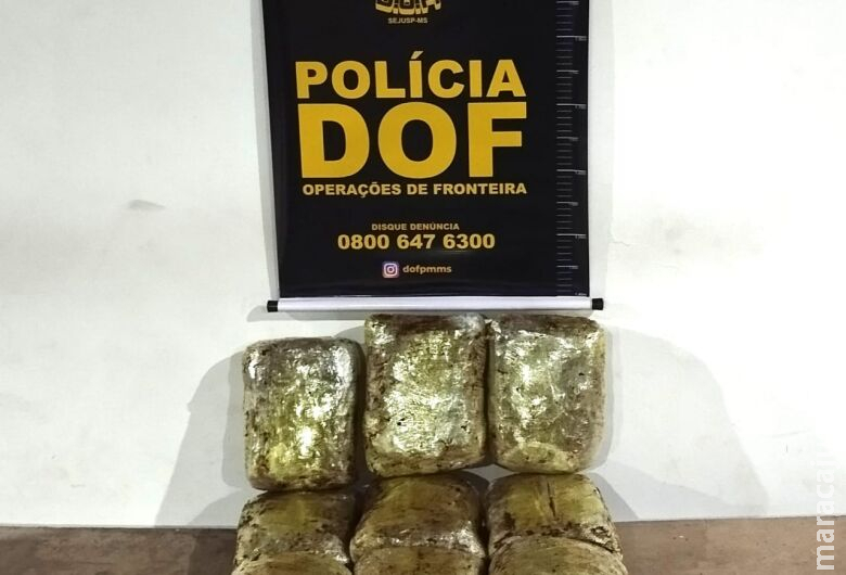 Adolescente que seguia com droga para Campo Grande é apreendido na BR-262 Adolescente que seguia com droga para Campo Grande é apreendido na BR-262
