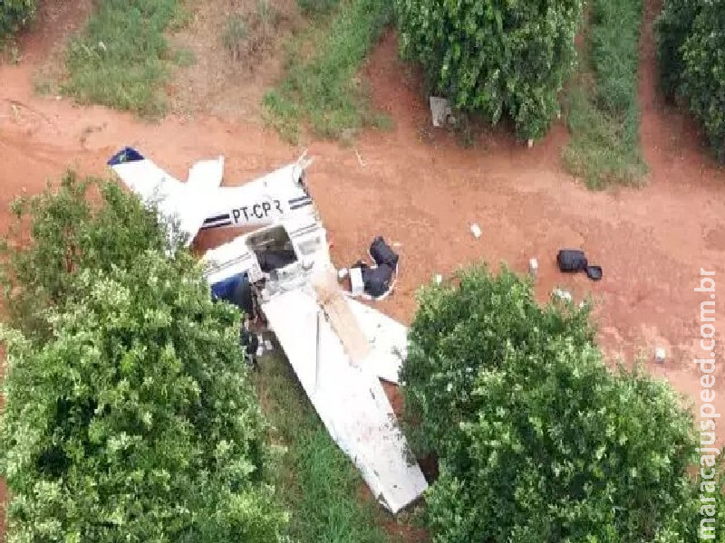 Avião com cocaína é interceptado pela FAB e quebra ao meio em pouso forçado