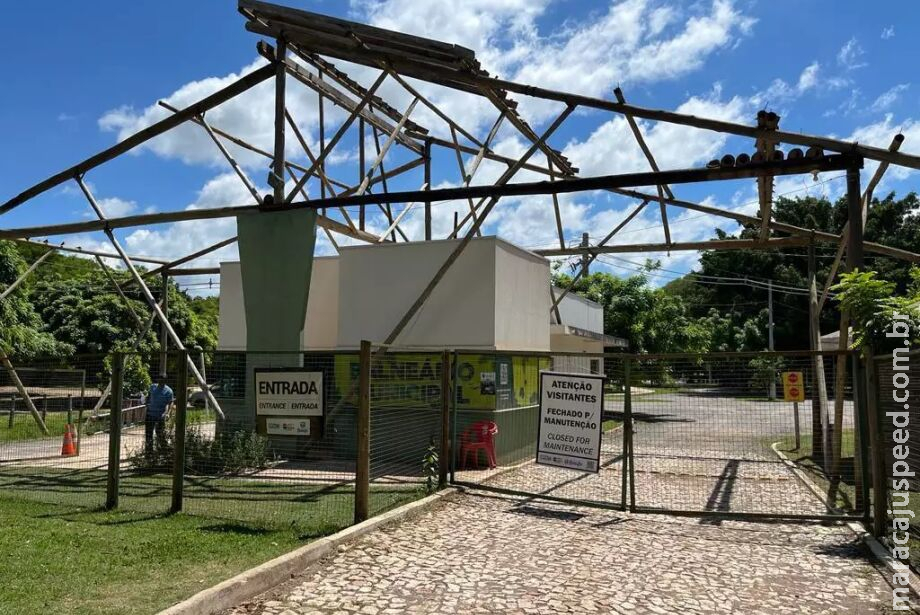 Balneário Municipal de Bonito é fechado após forte chuva Balneário Municipal de Bonito é fechado após forte chuva