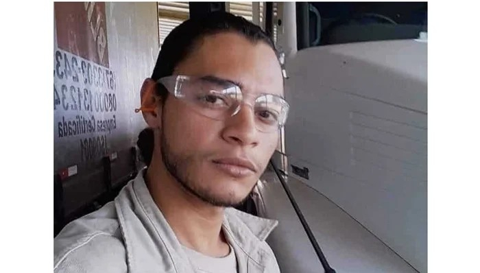 Corpo encontrado carbonizado é de rapaz desaparecido em São Gabriel do Oeste Corpo encontrado carbonizado é de rapaz desaparecido em São Gabriel do Oeste
