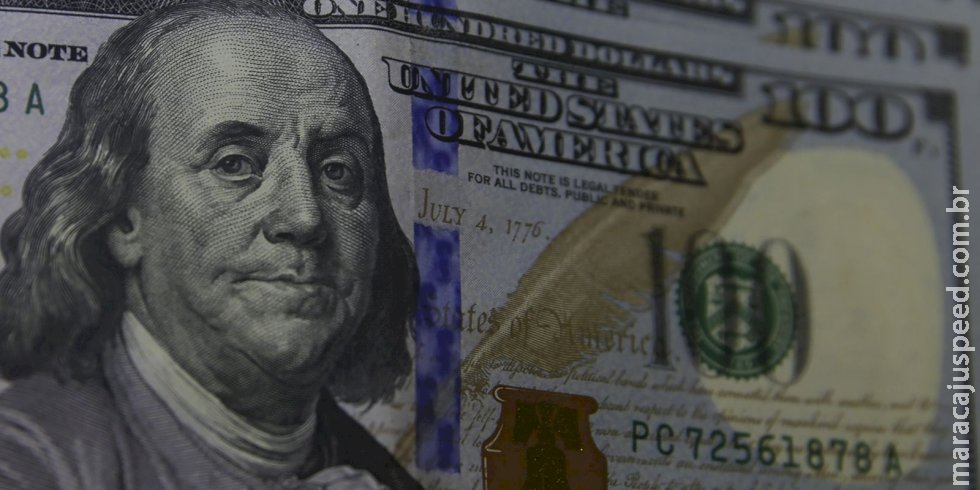  Dólar encosta em R$ 5,08 após dados de inflação nos EU