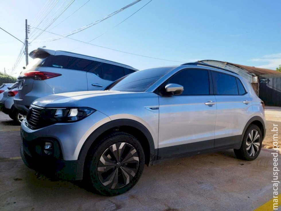 Homem é preso com carro roubado na BR-163 em Dourados Homem é preso com carro roubado na BR-163 em Dourados