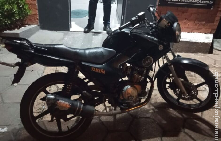 Ladrões fogem a pé e deixam moto para trás em tentativa de furto em Três Lagoas Ladrões fogem a pé e deixam moto para trás em tentativa de furto em Três Lagoas