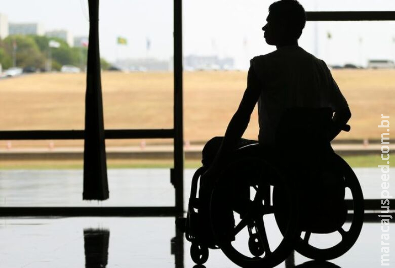 Lei garante a estudantes com deficiência vagas de estágio nos órgãos estaduais Lei garante a estudantes com deficiência vagas de estágio nos órgãos estaduais