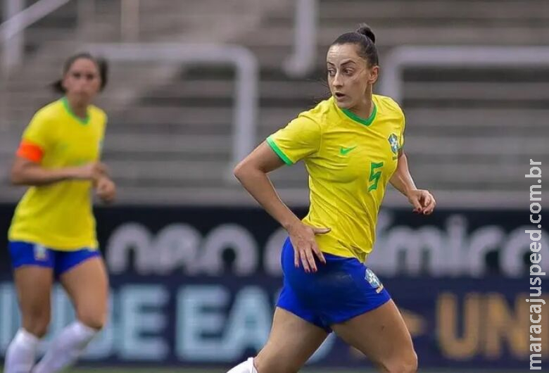 Luana, jogadora da seleção, é diagnosticada com Linfoma de Hodgkin Luana, jogadora da seleção, é diagnosticada com Linfoma de Hodgkin