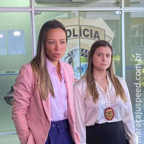 Menina testemunhou morte de mãe e pediu socorro por WhatsApp Menina testemunhou morte de mãe e pediu socorro por WhatsApp