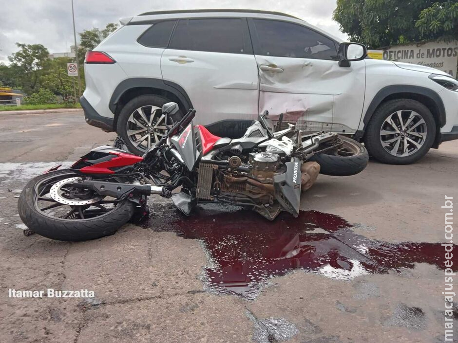 Moto parte ao meio em grave batida com carro na Vila Albuquerque