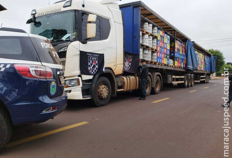 Motorista é preso em Dourados transportando mais de 400 kg de maconha em carreta de bebidas Motorista é preso em Dourados transportando mais de 400 kg de maconha em carreta de bebidas