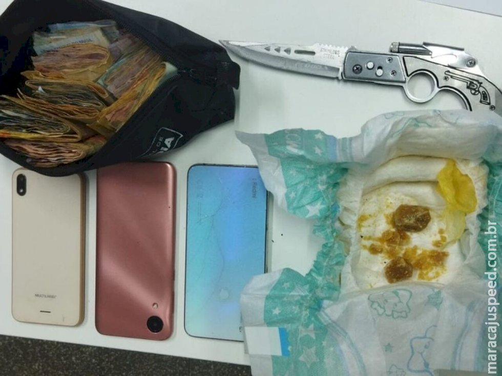 Mulher que colocava filha de 11 anos para traficar tem prisão preventiva decretada Mulher que colocava filha de 11 anos para traficar tem prisão preventiva decretada