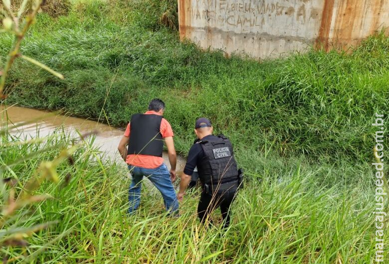 Polícia recupera moto furtada do pátio do Detran e identifica autores Polícia recupera moto furtada do pátio do Detran e identifica autores