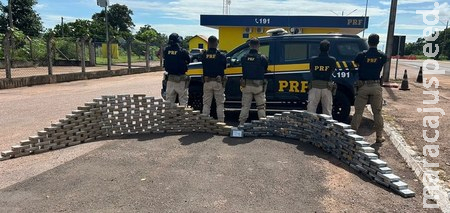 PRF apreende 274 Kg de cocaína em Coxim PRF apreende 274 Kg de cocaína em Coxim