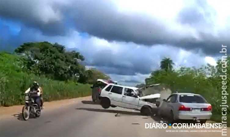 "Renasci": taxista boliviano que sobreviveu a violenta colisão frontal diz que 