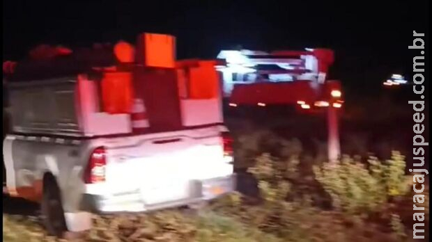 Rompimento de cabos de alta tensão causa incêndio e deixa Bataguassu sem energia Rompimento de cabos de alta tensão causa incêndio e deixa Bataguassu sem energia
