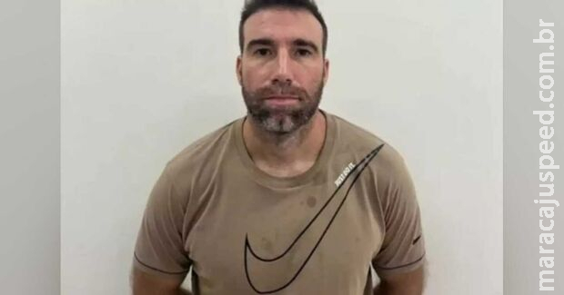 Sérvio procurado pela Interpol é entregue à PF do Brasil