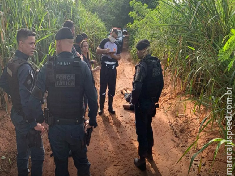 Suspeita é que corpo de homem tenha sido desovado em estrada de Três Lagoas Suspeita é que corpo de homem tenha sido desovado em estrada de Três Lagoas