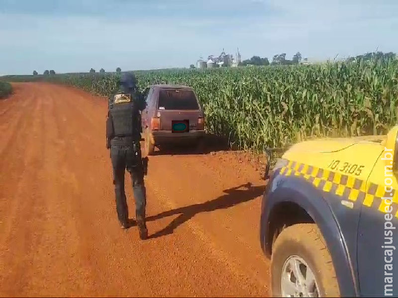 Veículo carregado com cigarros ilegais é apreendido pelo PMRv na região de Maracaju Veículo carregado com cigarros ilegais é apreendido pelo PMRv na região de Maracaju