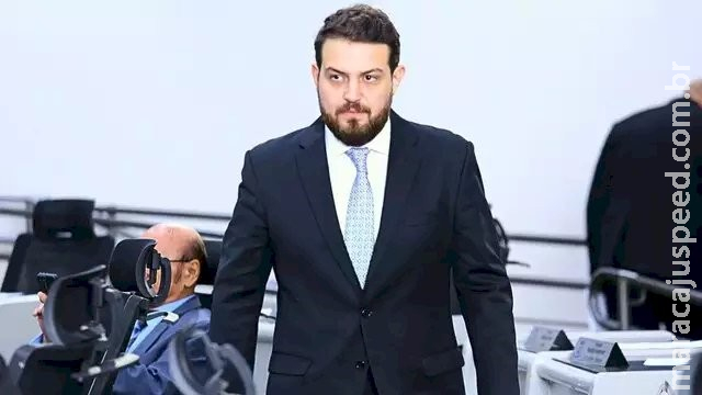 Vereador preso há 23 dias troca cela por tornozeleira Vereador preso há 23 dias troca cela por tornozeleira