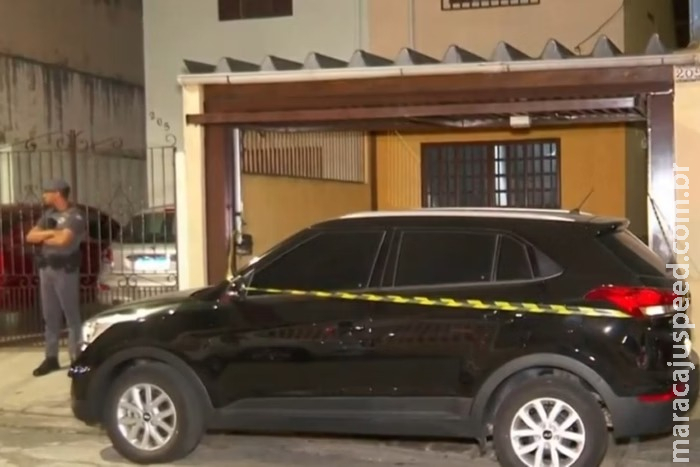 Adolescente de 16 anos mata a tiros e facadas pais adotivos e a irmã Adolescente de 16 anos mata a tiros e facadas pais adotivos e a irmã