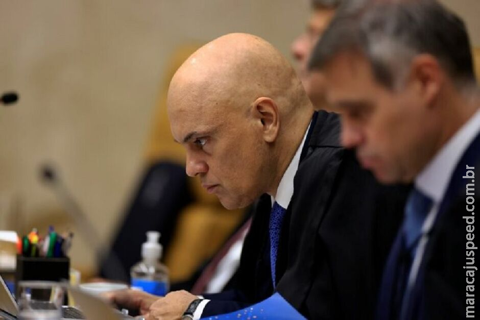 Alexandre de Moraes manda prender fugitivos do 8/1 Alexandre de Moraes manda prender fugitivos do 8/1