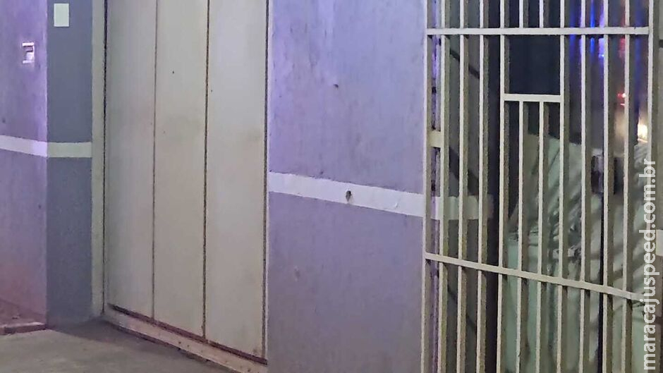 Atirador dispara várias vezes contra residência na fronteira Atirador dispara várias vezes contra residência na fronteira