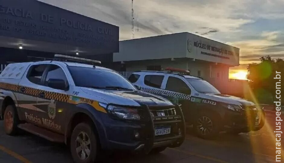 Bêbado, homem vai preso após assediar funcionárias de estabelecimento comercial em Costa Rica Bêbado, homem vai preso após assediar funcionárias de estabelecimento comercial em Costa Rica