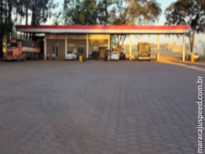 Caminhoneiro é sequestrado e vendado por dupla durante assalto em Chapadão do Sul