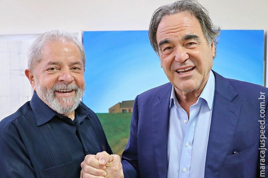 Cannes: Oliver Stone defende Lula e ataca política Cannes: Oliver Stone defende Lula e ataca política