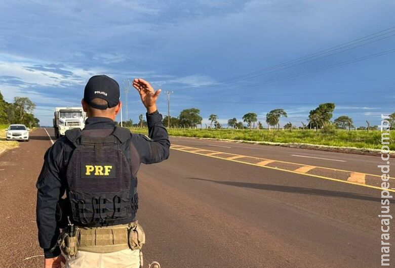 Com restrições de tráfego, PRF inicia operação nas rodovias federais de MS durante o feriado Com restrições de tráfego, PRF inicia operação nas rodovias federais de MS durante o feriado