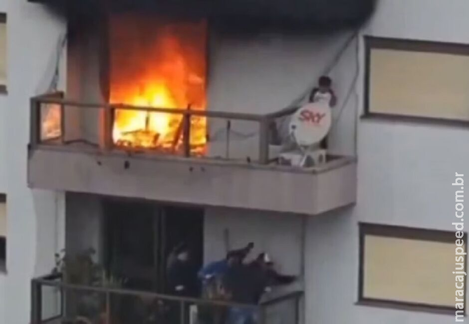 Criança é resgatada de apartamento em chamas no RS Criança é resgatada de apartamento em chamas no RS