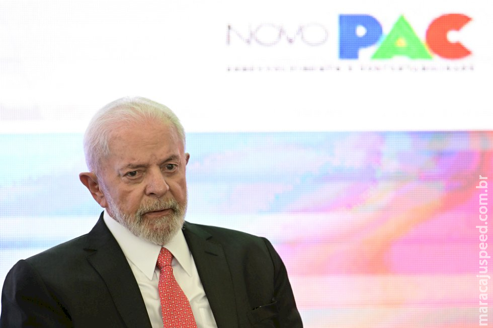 Diante de tragédia no RS, Lula diz que recursos do governo são para suprir necessidades do Brasil Diante de tragédia no RS, Lula diz que recursos do governo são para suprir necessidades do Brasil