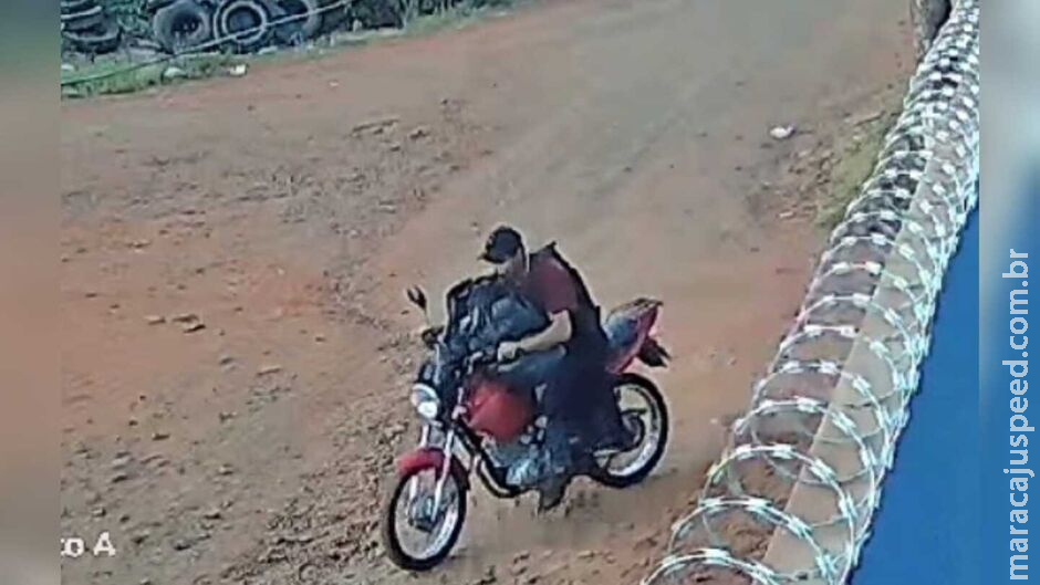 Em três minutos, ladrão finge ser morador e furta moto de condomínio no Centenário Em três minutos, ladrão finge ser morador e furta moto de condomínio no Centenário