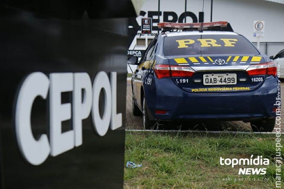 Ex-policial militar e mulher sãos presos por tráfico de drogas na BR-163, em Campo Grande Ex-policial militar e mulher sãos presos por tráfico de drogas na BR-163, em Campo Grande
