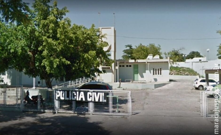 Homem ameaça colocar fogo em casa após agredir o filho e a esposa em Corumbá Homem ameaça colocar fogo em casa após agredir o filho e a esposa em Corumbá