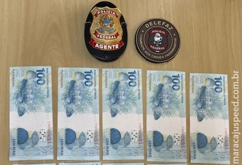 Homem é preso ao ser flagrado recebendo notas falsas de dinheiro pelos Correios Homem é preso ao ser flagrado recebendo notas falsas de dinheiro pelos Correios