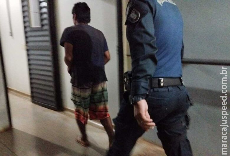 Homem é preso após furtar bicicleta e ameaçar mulher com faca em Dourados