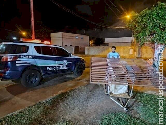 Homem é preso transportado portão furtado, em Sidrolândia Homem é preso transportado portão furtado, em Sidrolândia