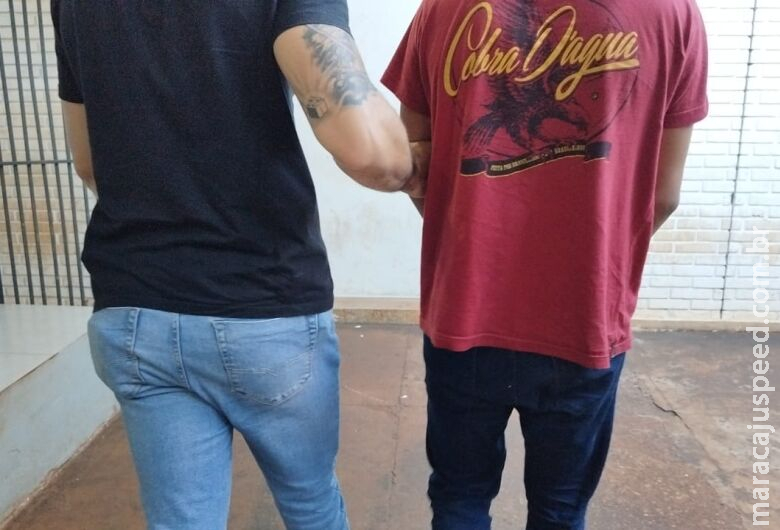 Homem que mantinha ponto de venda de drogas na região do Rego D Homem que mantinha ponto de venda de drogas na região do Rego D