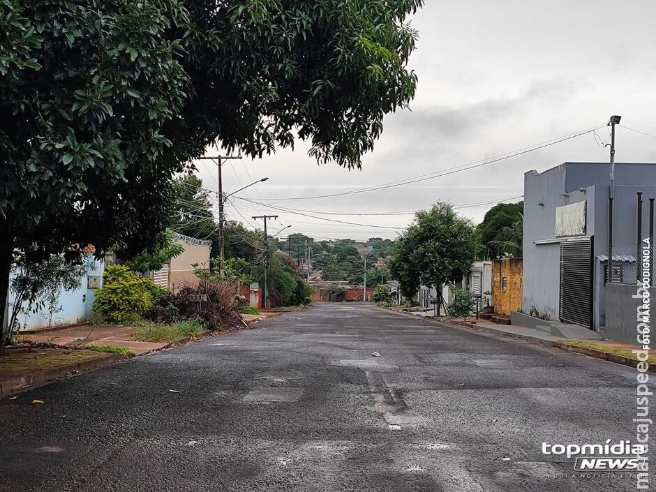 Jovem assassinado pela cunhada é velado em Campo Grande Jovem assassinado pela cunhada é velado em Campo Grande