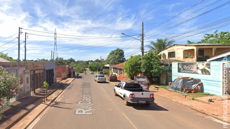 Motociclista reage a assalto e acaba esfaqueado por dupla no Portal Caiobá; criminosos foram presos Motociclista reage a assalto e acaba esfaqueado por dupla no Portal Caiobá; criminosos foram presos