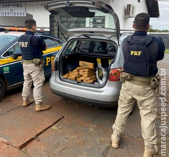 PRF apreende quase 50 kg de maconha e skunk em Caarapó PRF apreende quase 50 kg de maconha e skunk em Caarapó