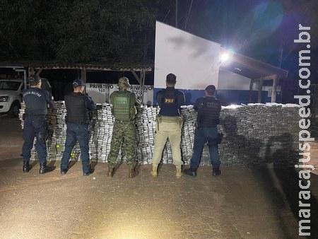 PRF recupera caminhonete e apreende 2 toneladas de maconha em Jardim (MS) PRF recupera caminhonete e apreende 2 toneladas de maconha em Jardim (MS)